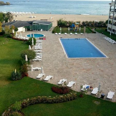 Aparthotel Regina Mare Zarewo Exterior foto