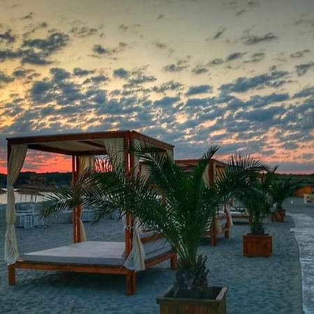 Aparthotel Regina Mare Zarewo Exterior foto
