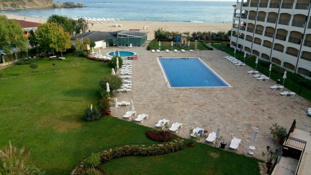 Aparthotel Regina Mare Zarewo Exterior foto
