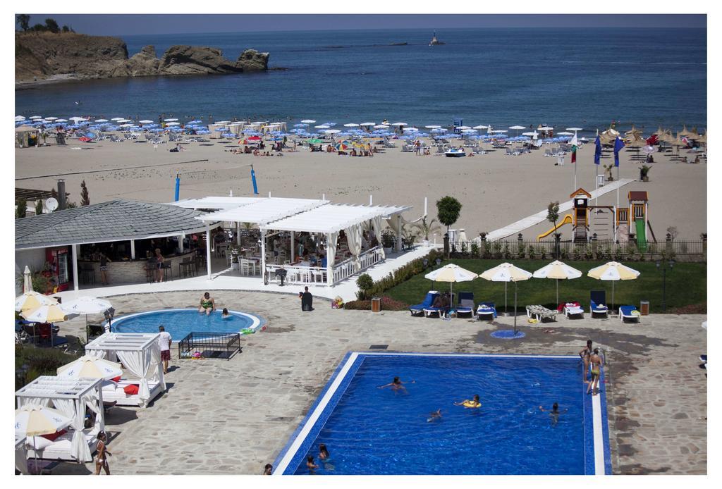 Aparthotel Regina Mare Zarewo Exterior foto