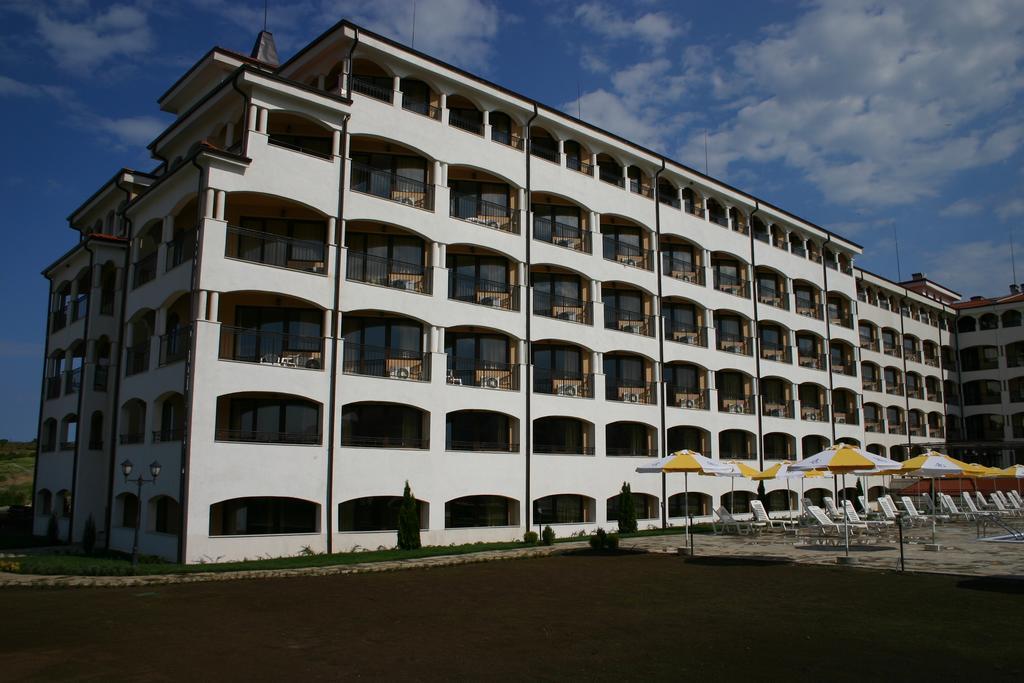Aparthotel Regina Mare Zarewo Exterior foto