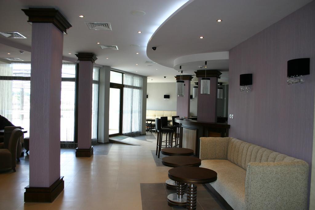 Aparthotel Regina Mare Zarewo Exterior foto